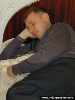 Pantyhose footjob is a reward for nylon loving boyfriend
