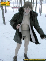 Winter outdoor pissing of blonde babe