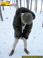 Winter outdoor pissing of blonde babe