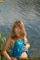 Pissing in the lake in a summer day