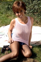 Brit babe suns her twat