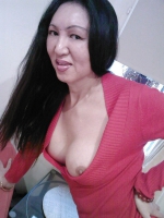 One boob out