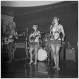 Want A Boner? Look At These Vintage Babes!
