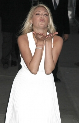 Hot Stunning Babe Kate Upton