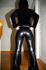Leather babes who get me really horny!