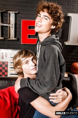 AMATEUR-SLUTS 1 PLEASE COMMENT DIRTY