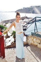 Annemarie Warnkross Carpendale - Sexy belly pictures