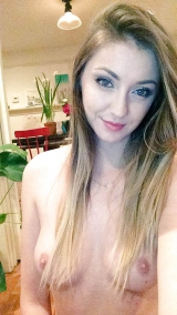 Blonde bimbo slut - takes naked selfies