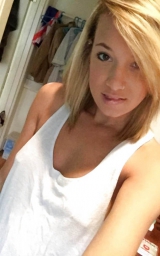 Is there a doctor in the house? - trainee doctor naked selfi