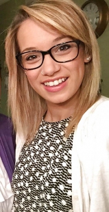 Is there a doctor in the house? - trainee doctor naked selfi