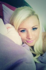 Teen blonde model wannabee - cute tata fan nude selfies