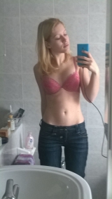 19 yo italian amateur whastapp selfies