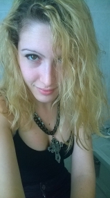 19 yo italian amateur whastapp selfies