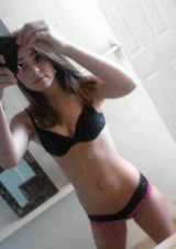 Slim brunette teen - naked selfshot gallery