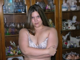 CHUBBY BABE MODELING NUDE