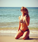 1R150 SWEET ASS BEACH KITTY