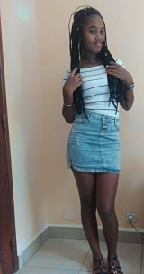 Ma belle salope et sexy Saonirina, 19ans lesbienne black
