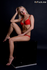 Tiny blonde amateur loves to pose naked