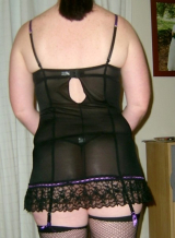 Sexy babe in tights dressed to impress