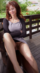 HOT AND SEXY MATURE LADIES - 2