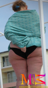bbw granny and milf beach candid