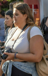 Mature ladies braless cleavage pokies
