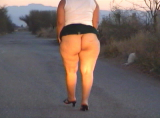 Oreando las mega nalgas - 214-tocho