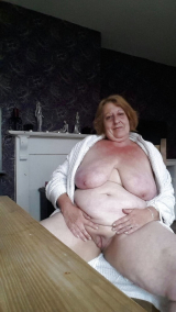 granny shows pussy