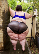 Big girls in hot panties