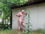 je suis nu dans la nature