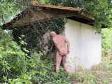 je suis nu dans la nature