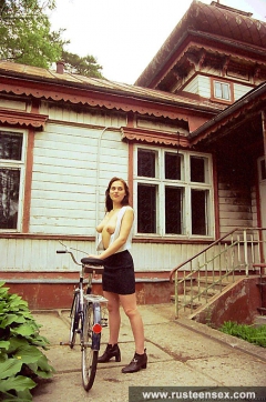 Bike riding without panties - N