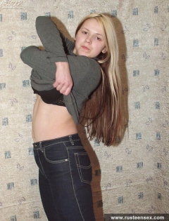 Teen in red pants - N