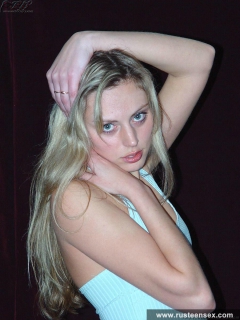 Blue eyes blond - N