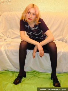 Teen blonde panties play - N