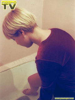 Blonde bathroom pissing whim - N