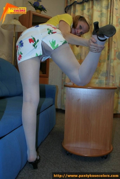 Curly girl showing lingerie - N