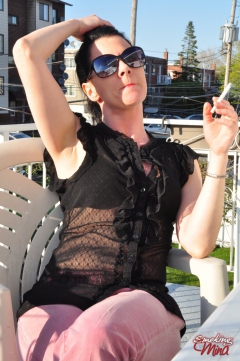 Redhead Mina in shades smoking frenzy drinking wine - N