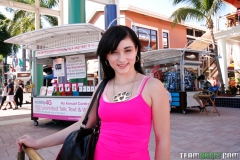 Public Butt Expo - N
