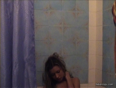 Honey, I'm taking a shower - N
