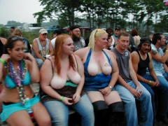Tits in public 3 - N