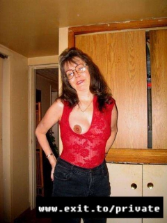 Mature cum hungry amateurs with wet pussies - N