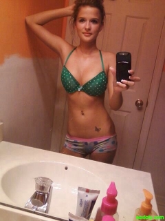 Super Sexy Milfs 2 - N