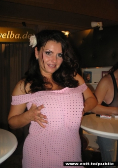 Crazy Public Sex for a Large Audience - N