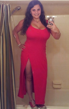 Hot chick with the best boobs ever - N