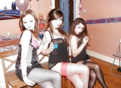 Young woman un lingerie 4 - N