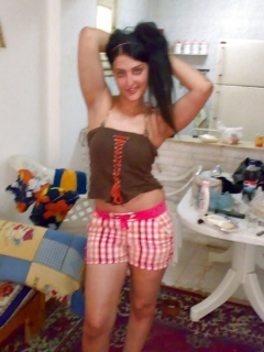 Tunisian girls - N