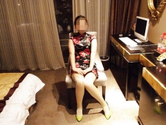 Chinese waitress blowjob - N