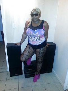 Black azz master - N