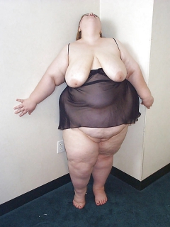 Sweet fat woman - N